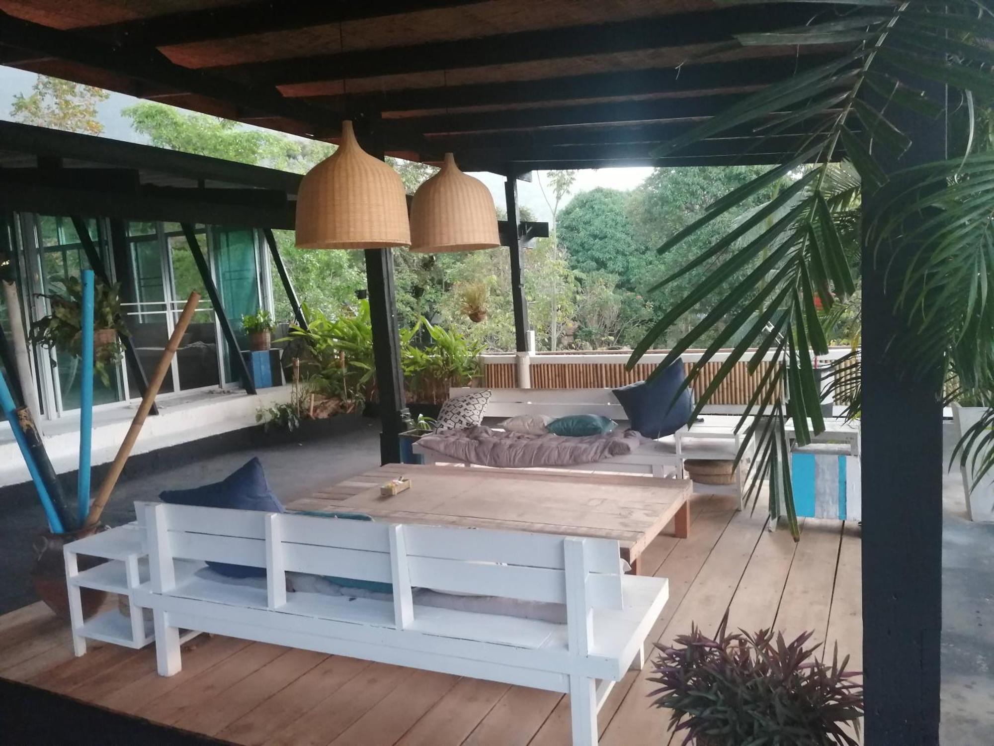 Red Pearl Beach Resort تشالوكلوم المظهر الخارجي الصورة